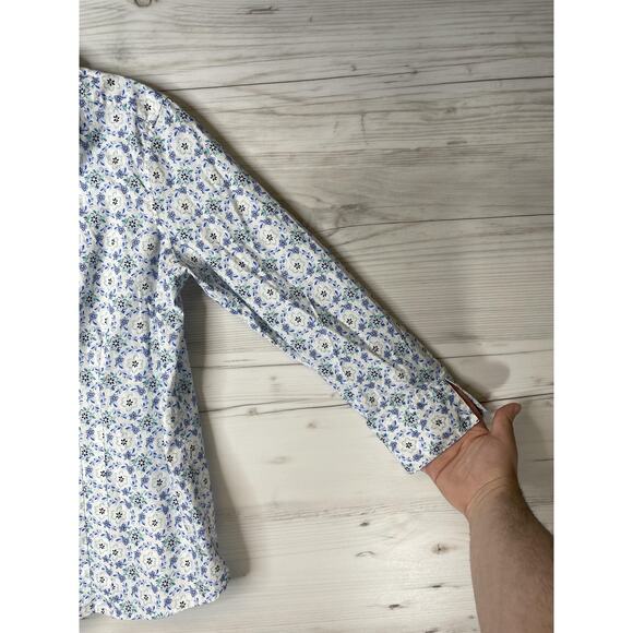 Croft & Barrow Shirt Womens Small Blue White Floral Button Front Long Sleeve - Picture 3 of 10